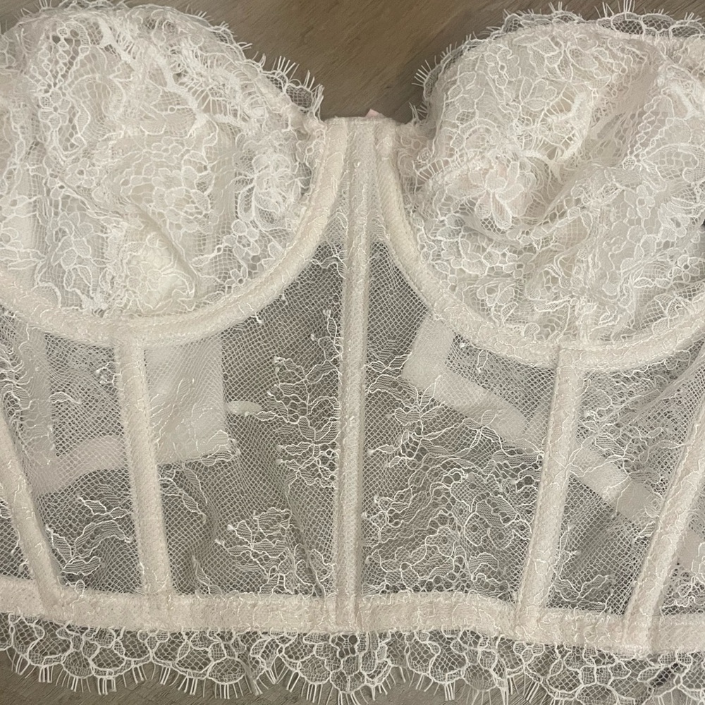 Victoria's Secret Lace Corset - Picture 3 of 12
